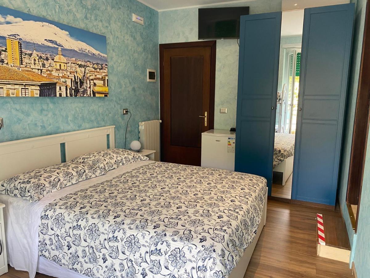 B&B Catania Centro - Charme & More Bagian luar foto