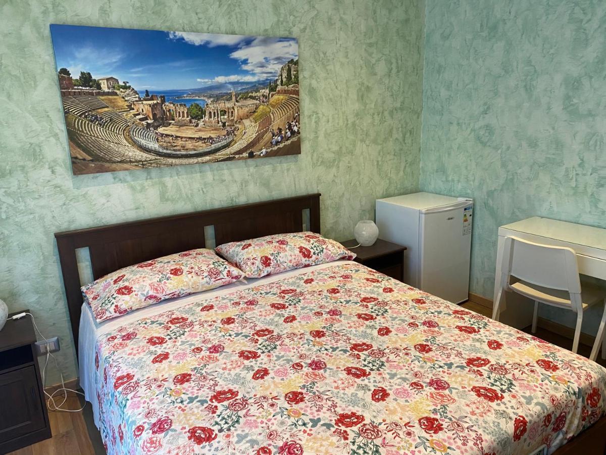 B&B Catania Centro - Charme & More Bagian luar foto