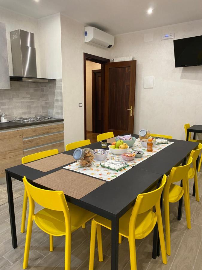 B&B Catania Centro - Charme & More Bagian luar foto